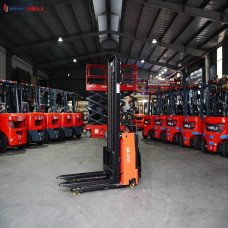 Xe nâng tay điện nhà kho đứng lái 1.5 tấn HELI